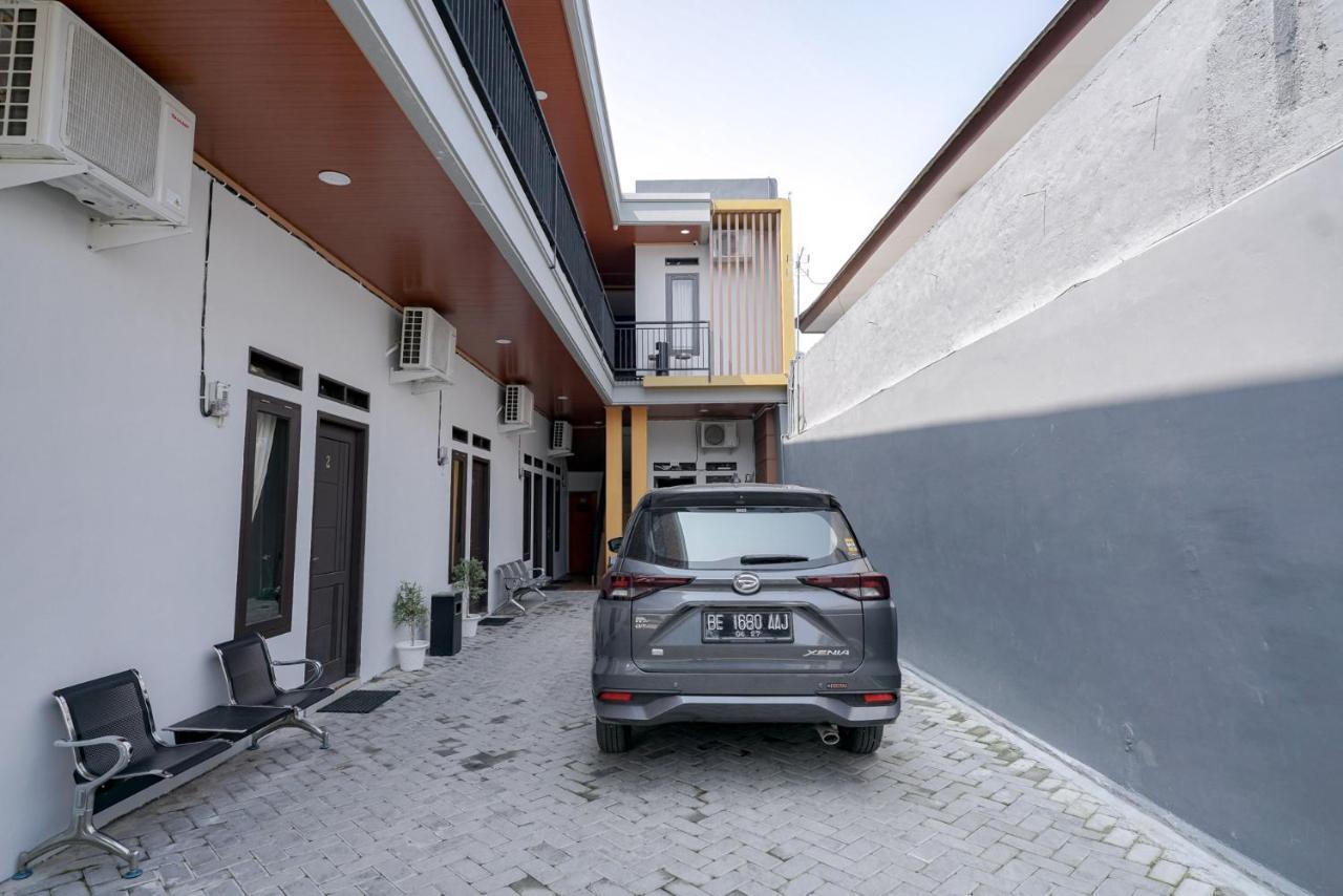 فندق Reddoorz @ Jalan Urip Sumoharjo Lampung باندار لامبونغ المظهر الخارجي الصورة